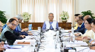 লুটপাটের অর্থ ব্যবস্থাপনার জন্য একটি বিশেষ তহবিল গঠনের নির্দেশ প্রধান উপদেষ্টার