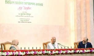 পরিবর্তনের মানসিকতা নিয়ে চিকিৎসা সেবায় আত্মনিয়োগ করুন: প্রধান উপদেষ্টা