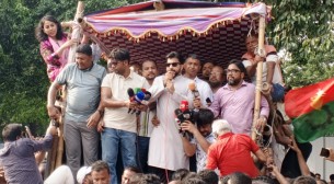 ৪৮ ঘণ্টার আল্টিমেটাম দিয়ে আন্দোলন স্থগিত করলেন ইশরাক