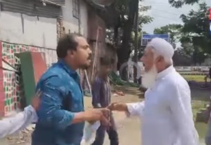 ৯ মাস পর এসে জনরোষে থেকে বাঁচতে দ্রুত স্কুল ত্যাগ করলেন প্রধান শিক্ষক হেলাল
