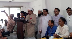 রাজনৈতিক দল নিষিদ্ধ সব সমস্যার সমাধান নয়: গয়েশ্বর