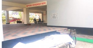 শাশুড়ির সাথে রাগ করে গলায় ফাঁস দিলেন গৃহবধূ