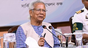 স্থিতিশীল নিরাপত্তা পরিস্থিতি বজায় রাখার ওপর গুরুত্বারোপ প্রধান উপদেষ্টার