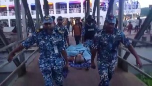 ভোলায় যাত্রীবাহী লঞ্চে গুরুতর অসুস্থ ব্যক্তিকে চিকিৎসা সেবা দিলো কোস্টগার্ড