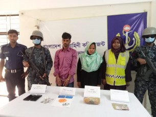 মনপুরায় যৌথবাহিনীর অভিযানে গাঁজা-ইয়াবাসহ স্বামী-স্ত্রী আটক