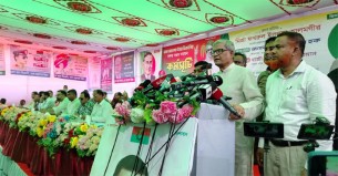 বিএনপি অধিকার হরণ নয়, বিনয়ী হয়ে ভোট চাইবে: ফখরুল