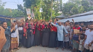 তজুমুদ্দিনে ইউনিয়ন বিএনপির সম্পাদককে নিয়ে অপপ্রচারের প্রতিবাদে বিক্ষোভ