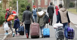 ২০২৪ সালে বিদেশে রাজনৈতিক আশ্রয় চান এক লাখ ৮ হাজার বাংলাদেশি