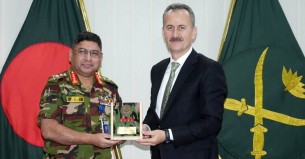 সেনাপ্রধানের সঙ্গে তুরস্কের প্রতিরক্ষাশিল্প সচিবের সাক্ষাৎ
