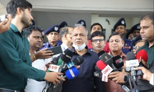 মিটফোর্ডে ব্যবসায়ী হত্যায় জড়িত সবাইকে আইনের আওতায় আনা হবে : স্বরাষ্ট্র উপদেষ্টা