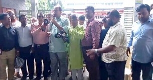 নির্বাচন বানচাল করতেই পরিকল্পিতভাবে হত্যাকাণ্ড ঘটানো হচ্ছে: দুদু