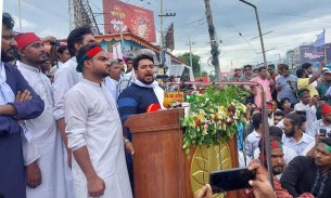 দেশ গঠনে আমরা আপস করবো না: নাহিদ ইসলাম