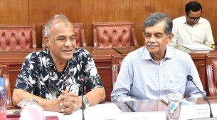 জাতীয় নির্বাচনের জন্য আইনশৃঙ্খলা বাহিনী প্রস্তুত: স্বরাষ্ট্র উপদেষ্টা