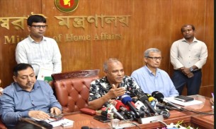 গোপালগঞ্জে গণগ্রেফতার নয়, ধরা হচ্ছে অপরাধীদের: স্বরাষ্ট্র উপদেষ্টা