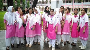 বরিশাল বোর্ডে বিজ্ঞান ও সামগ্রিক পাসে এগিয়ে মেয়েরা