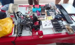 মিরপুর ডিওএইচএসে আইনশৃংখলা বাহিনী পরিচয়ে ডাকাতি, আটক ৪