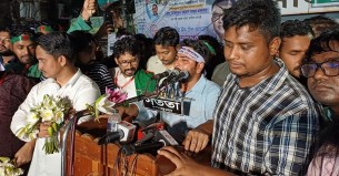 আন্দোলনে ছাত্রদের আঁকা গ্রাফিতিই নতুন সংবিধান: নাহিদ ইসলাম