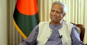 দেশ-বিদেশ থেকে ছড়ানো গুজব এক প্রকার অবিরাম বোমাবর্ষণ: ড. ইউনূস