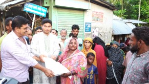 ভোলায় অসহায় জেলে ও মানতা  পরিবারের মাঝে ত্রাণ বিতরণ