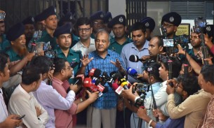 ৫ আগস্ট ঘিরে দেশে কোনো ধরনের শঙ্কা নেই: স্বরাষ্ট্র উপদেষ্টা