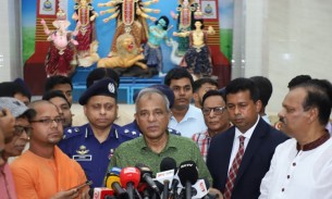 উৎসবমুখর ও শান্তিপূর্ণভাবে দুর্গাপূজা আয়োজনের সার্বিক প্রস্তুতি সম্পন্ন : স্বরাষ্ট্র উপদেষ্টা