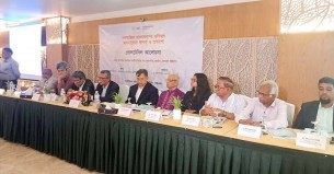 রাজনৈতিক মতভেদ থাকলেও ফ্যাসিবাদবিরোধী ঐক্য ধরে রাখতে হবে :  সালাহউদ্দিন আহমদ