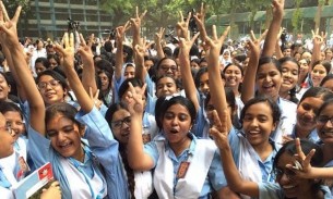 পাসের হার ও জিপিএ-৫ প্রাপ্তিতে এগিয়ে মেয়েরা