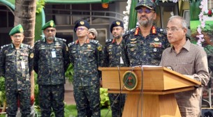 নির্বাচন যত ঘনিয়ে আসবে, অবৈধ অস্ত্র উদ্ধার তত বাড়বে: স্বরাষ্ট্র উপদেষ্টা