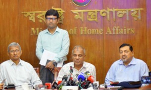 সাম্প্রদায়িক সম্প্রীতি নষ্ট করার চক্রান্তের পেছনে ফ্যাসিস্ট দোসরদের মদদ রয়েছে : স্বরাষ্ট্র উপদেষ্টা