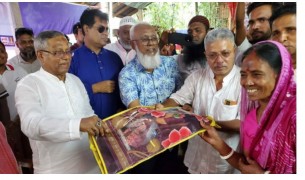 দৌলতখানে পূজামণ্ডপ পরিদর্শন করেন সাবেক সংসদ হাফিজ ইব্রাহিম