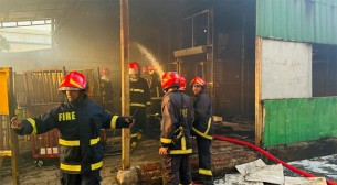 বিমানবন্দরের আগুনের ঘটনায় আহত ২, সিটি ব্যাংকের বুথে পুড়েছে অর্ধেক টাকা