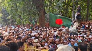 সোমবার থেকে আন্দোলনকারী শিক্ষকদের আমরণ অনশনের ঘোষণা