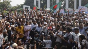 ক্ষতি পোষাতে শনিবারও ক্লাস নেবেন শিক্ষকরা