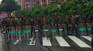 কঠোর নিরাপত্তার মধ্যে চলেছে জুলাই সনদ স্বাক্ষর অনুষ্ঠান