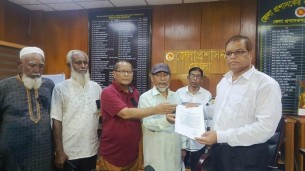 ভোলায় মুক্তিযোদ্ধাদের মৌন  মিছিল ও স্মারকলিপি প্রদান