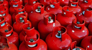আরও কমলো এলপি গ্যাসের দাম, ১২ কেজিতে ২৬ টাকা