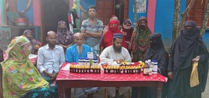 ভোলায় আবাবিল সেবা সংগঠনের উদ্যোগে অর্ধশতাধিক অসহায় পরিবারের মাঝে বিনামূল্যে ওষুধ বিতরণ