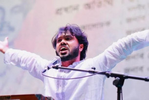 সিঙ্গাপুর থেকে ওসমান হাদির মরদেহ নিয়ে বিমানের ফ্লাইট ঢাকার পথে