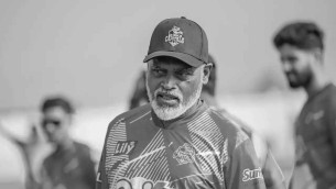 মাঠেই হার্ট অ্যাটাক করে মারা গেলেন ঢাকা ক্যাপিটালসের কোচ