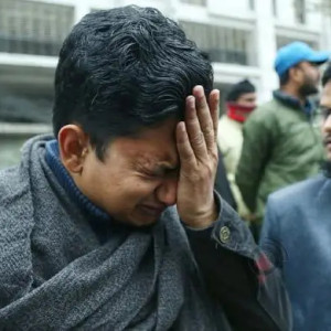 খালেদা জিয়ার মৃত্যুর খবরে কান্নায় ভেঙে পড়লেন নেতাকর্মীরা