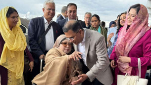 দেশে ফেরার পাঁচ দিনের মাথায় মাকে হারালেন তারেক রহমান