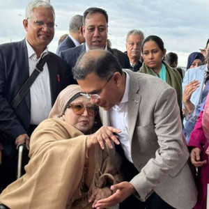 দেশে ফেরার পাঁচ দিনের মাথায় মাকে হারালেন তারেক রহমান