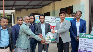 ভোলা সদরে কৃষক–কৃষাণী প্রশিক্ষণ ও প্রদর্শনী উপকরণ বিতরণ