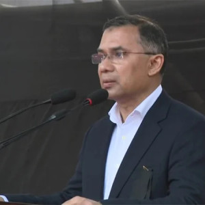 মায়ের জন্য ক্ষমা ও দোয়া চাইলেন তারেক রহমান