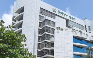 ভোটকেন্দ্রের ৪০০ গজের মধ্যে ক্যাম্প-প্রচার নিষিদ্ধ