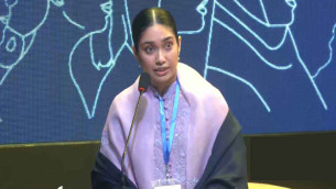 জনপরিসরে প্রথম বক্তব্যে দেশের জন্য কিছু করার আহ্বান জাইমা রহমানের