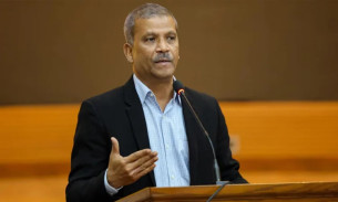 ফ্রিল্যান্সিং প্রকল্পে ১৮ হাজার শিক্ষিত যুবককে প্রশিক্ষণ দেওয়া হবে : ড. আসিফ নজরুল