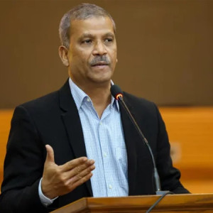 ফ্রিল্যান্সিং প্রকল্পে ১৮ হাজার শিক্ষিত যুবককে প্রশিক্ষণ দেওয়া হবে : ড. আসিফ নজরুল