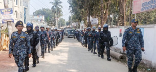 দৌলতখানে নৌবাহিনীর টহল