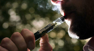 ই-সিগারেট-ভ্যাপ ব্যবহারে ৬ মাসের জেল, ৫ লাখ টাকা জরিমানা